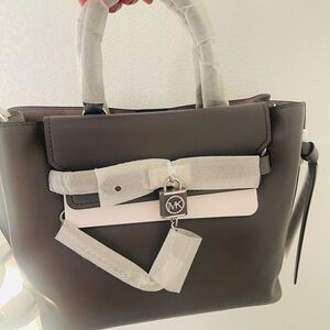 Brand new Michael Kors Hamilton Legacy Large Leather
Belted Satchel